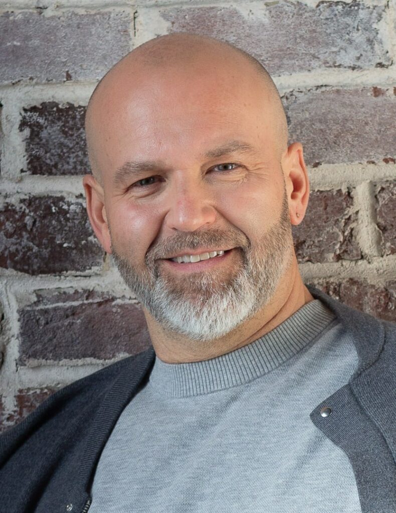 Maleev dmitrij 790x1024